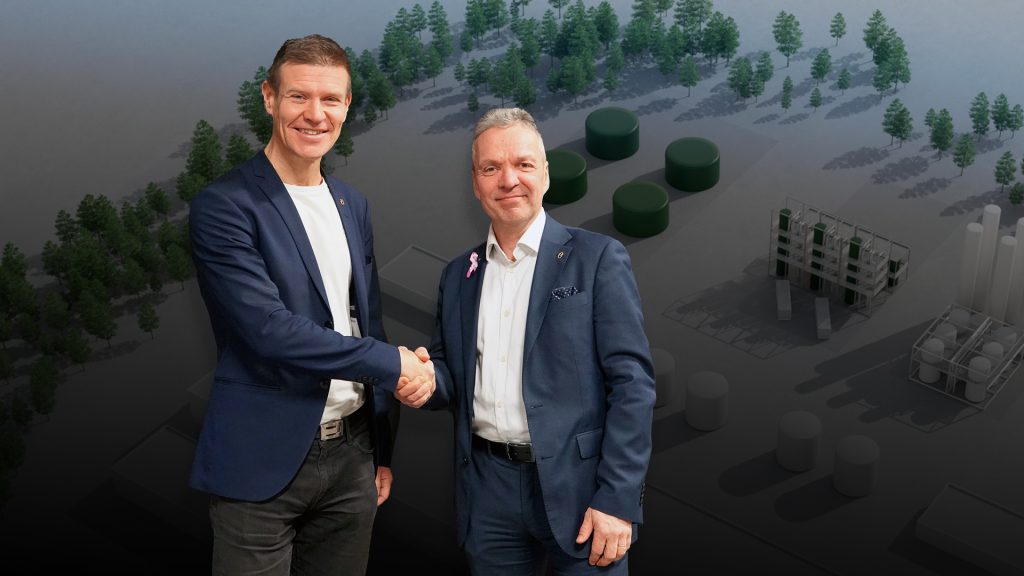 P2X Solutions Oy:n toimitusjohtaja Herkko Plit ja Oulun Energian toimitusjohtaja Arto Sutinen.